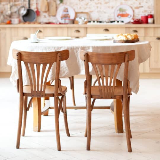 5 Options for Your Old Kitchen Table Other Than the Landfill