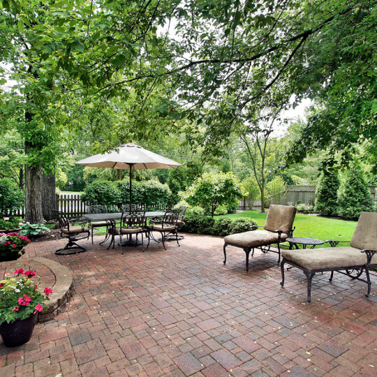 14 Tips for Organizing Outdoor Areas